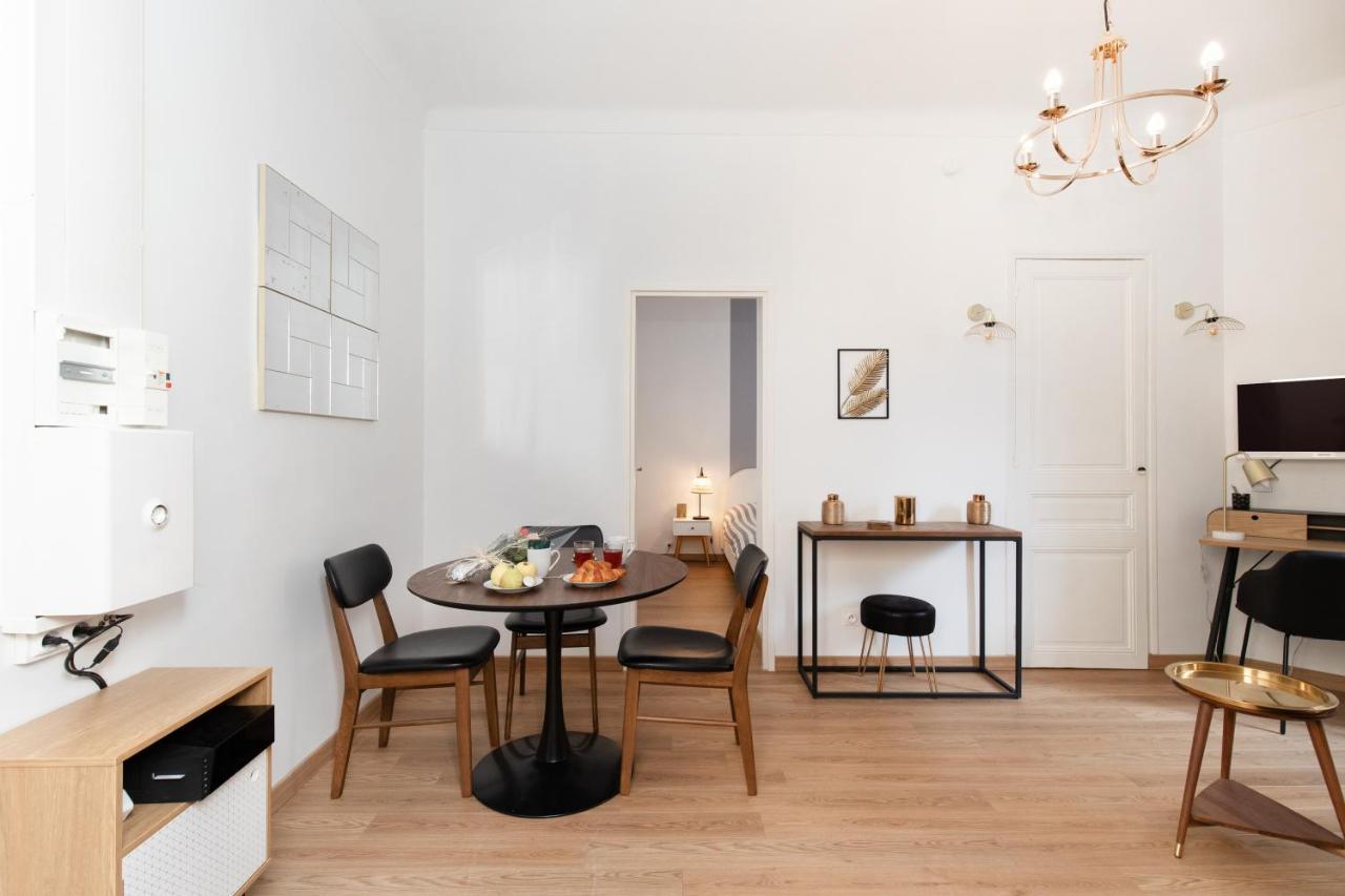 2 Rooms Apartment, Near The Sea And Local Market Канны Экстерьер фото